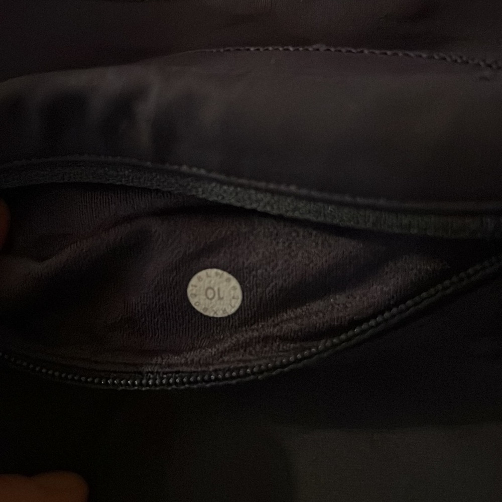 Lululemon pace rival shirt size 10 - Picture 3 of 3